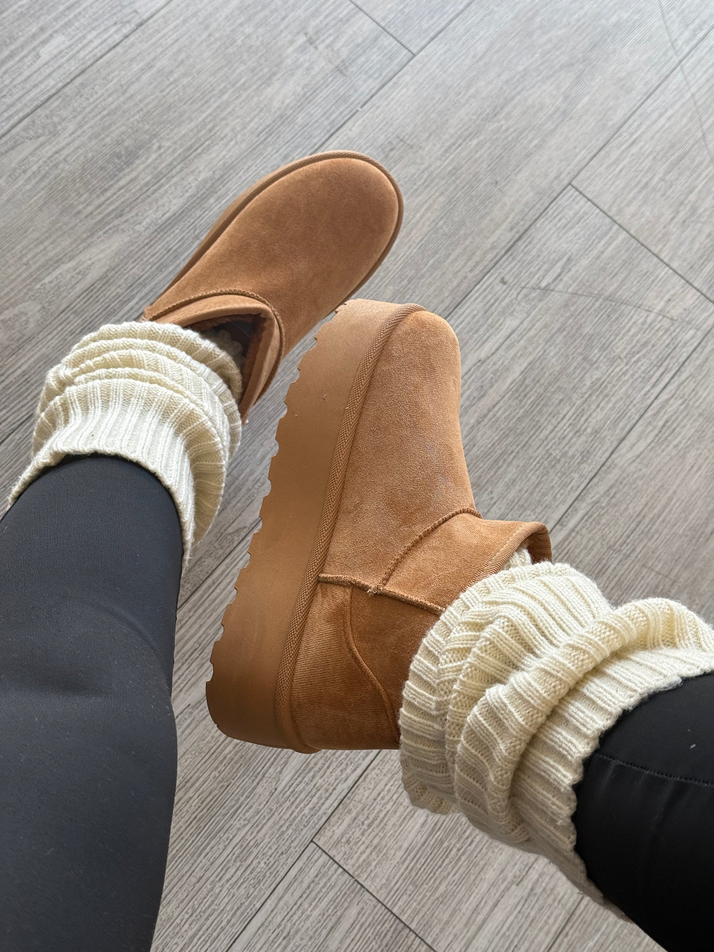 Pantubota larga Café