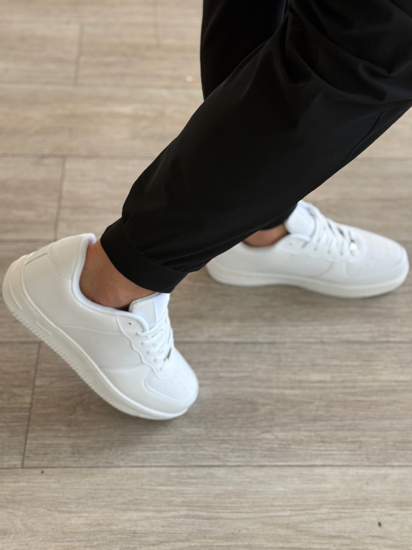 Zapatillas blancas Estilo Nike