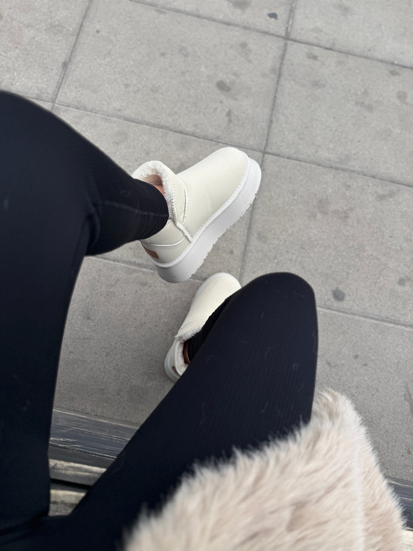 Pantubotas beige