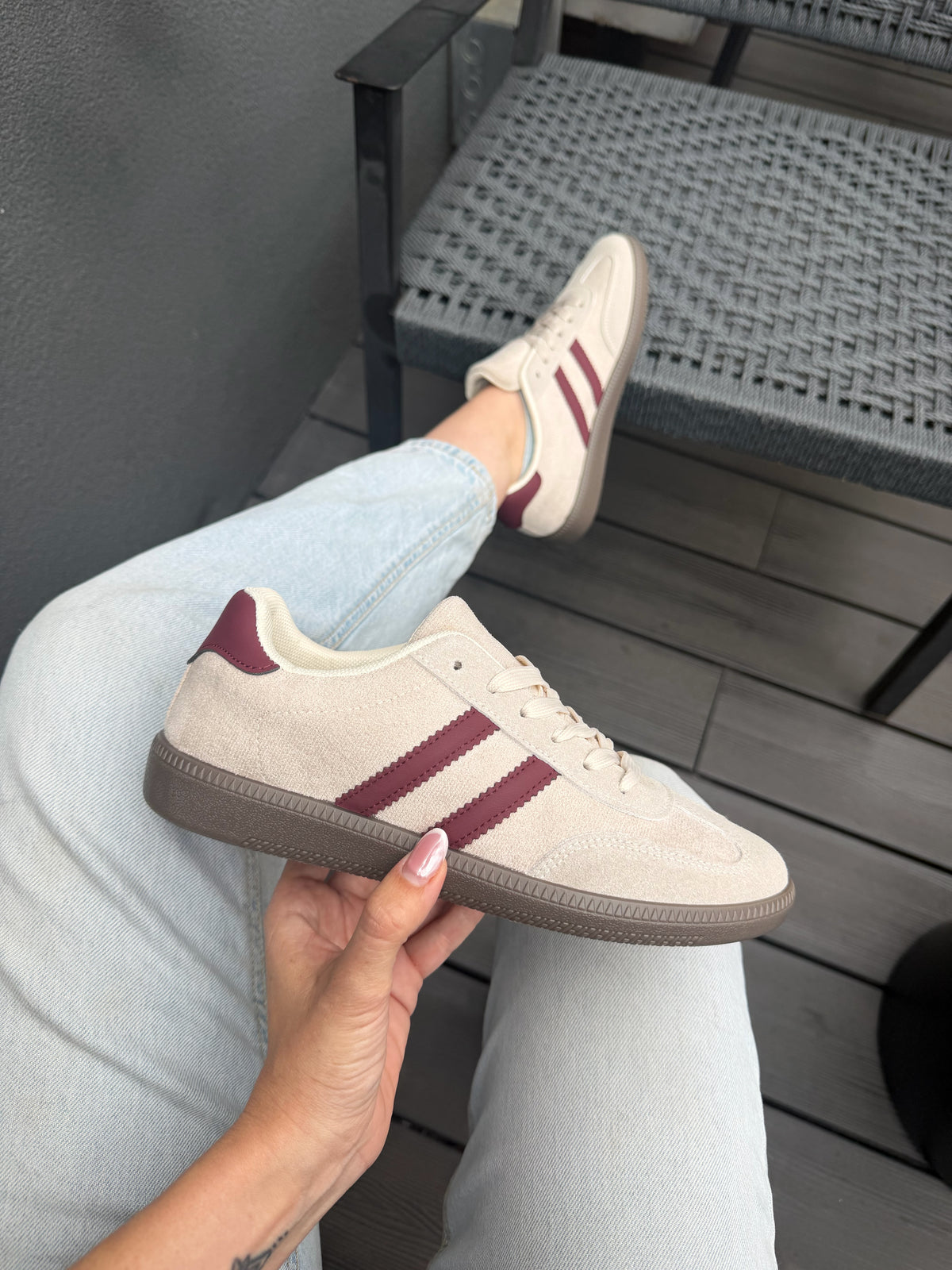 Zapatilla estilo samba GB692 - Beige