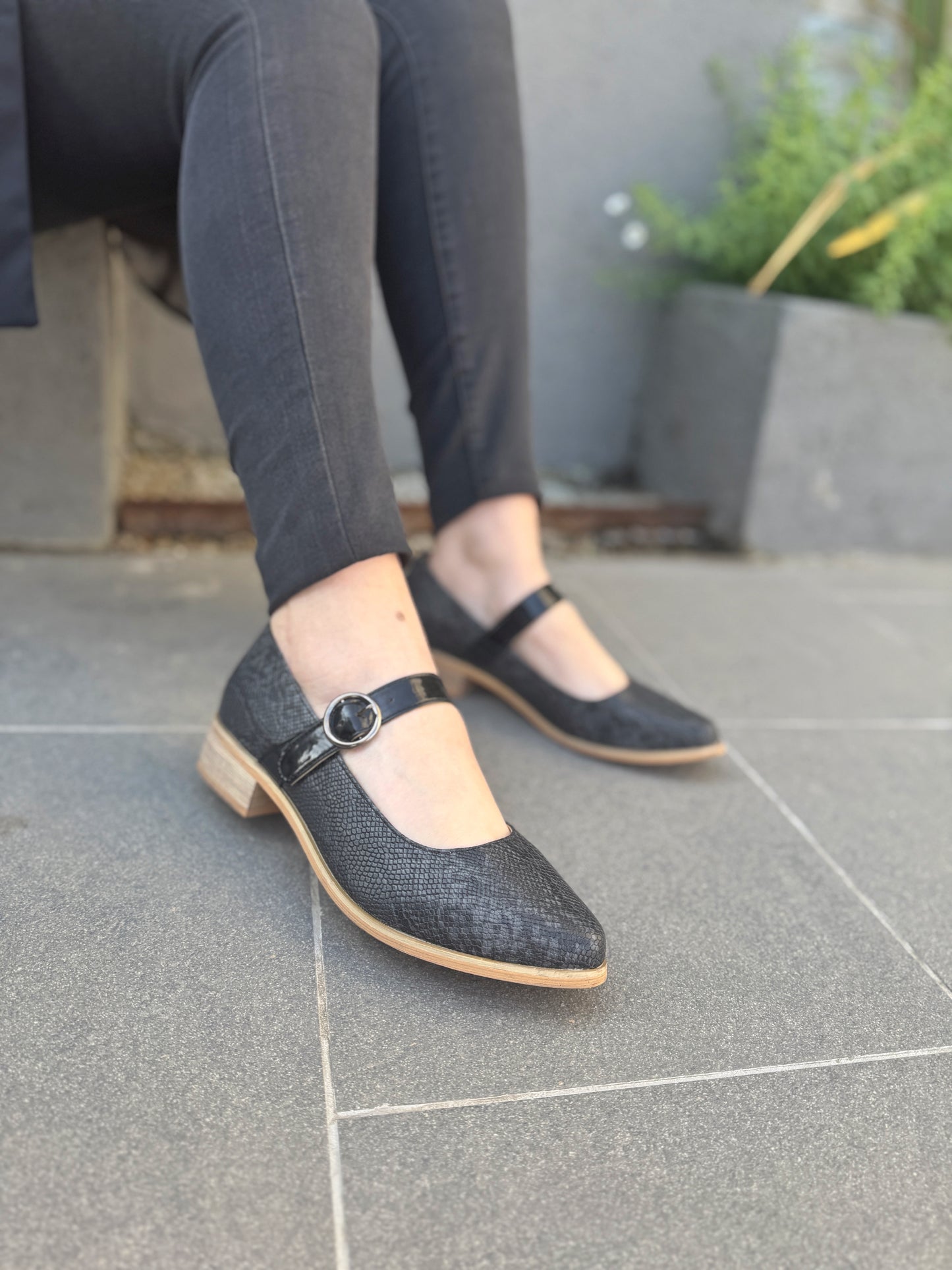 Mocasines negros 24-1