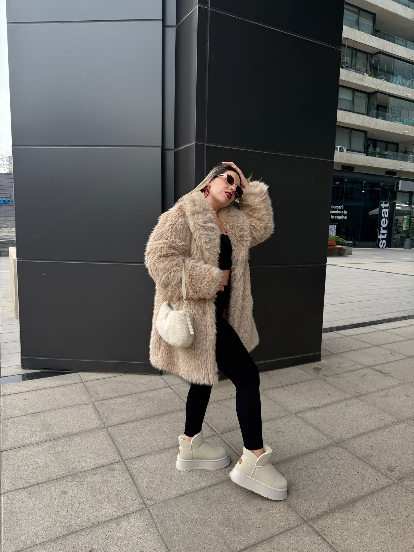 Pantubotas beige