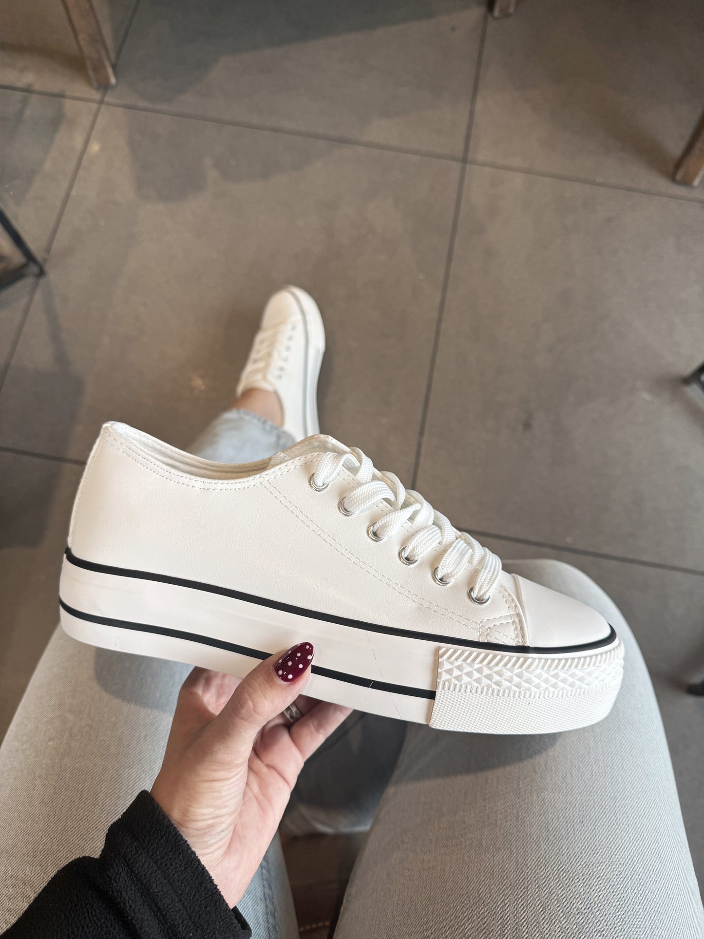 Estilo converse cuero blanca - BD23