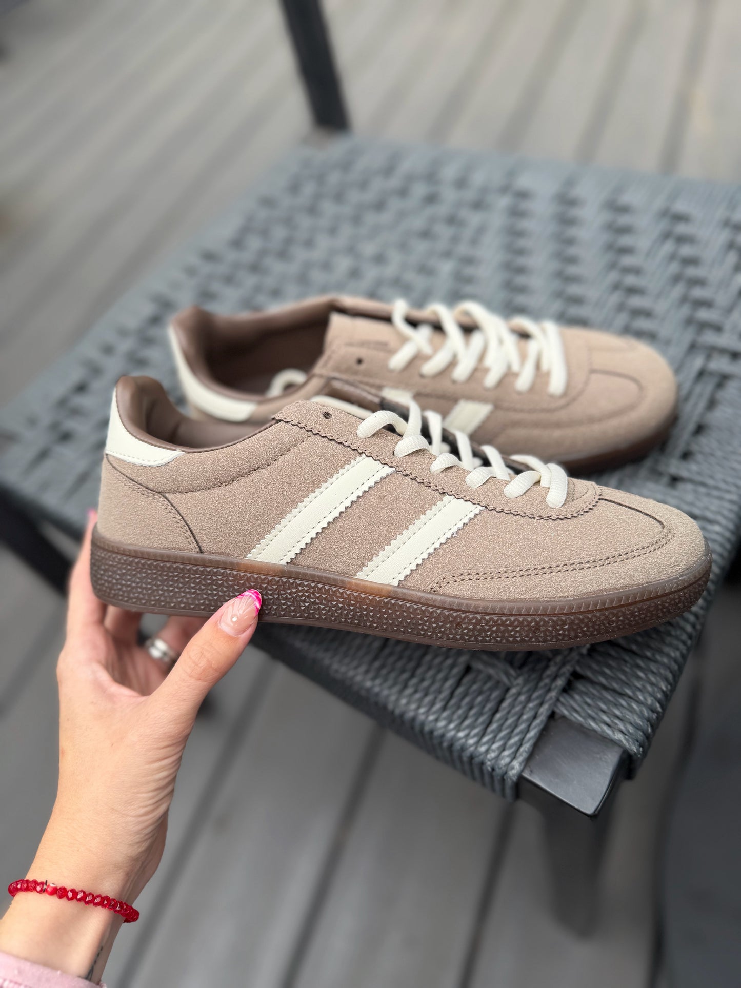 Zapatillas estilo Samba- Café