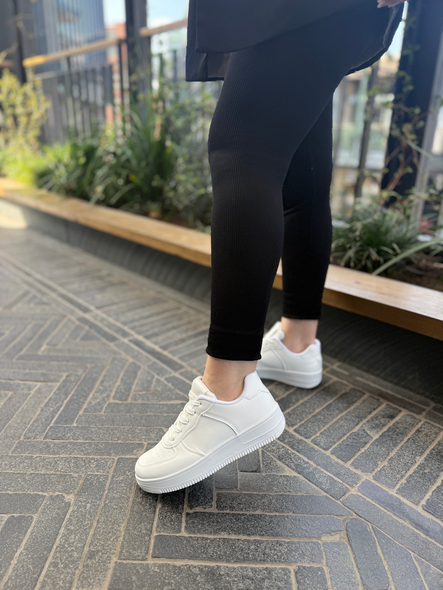 Zapatillas blancas Estilo Nike