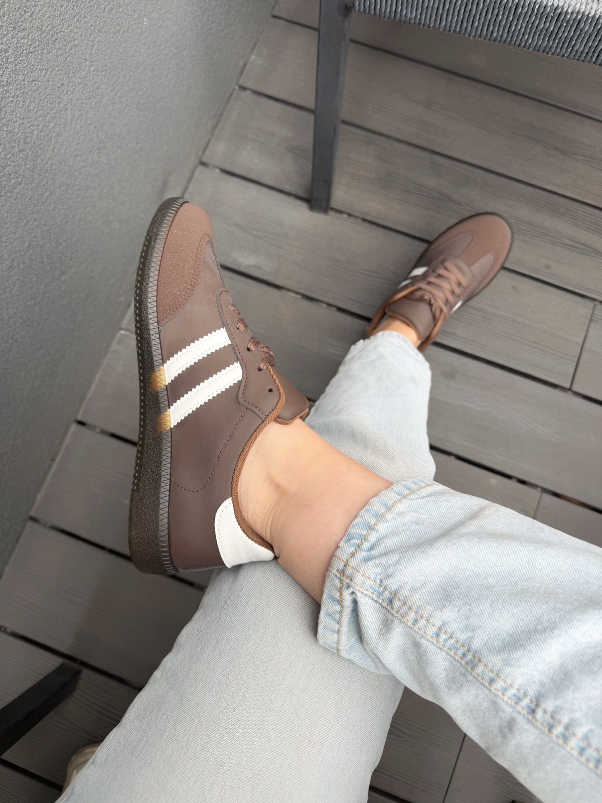 Zapatillas estilo Samba Chocolate