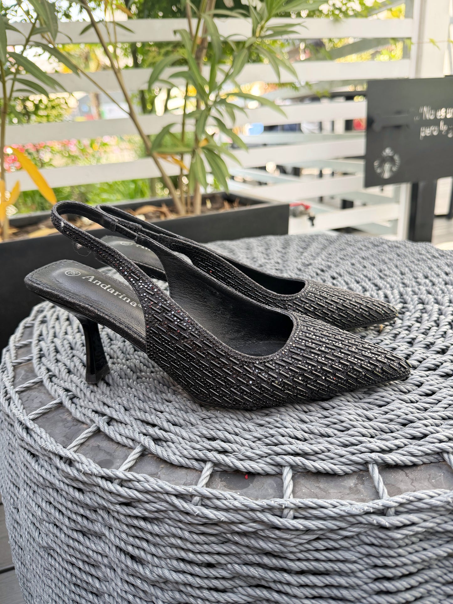 Puntillas brillos SLO28 - Negra