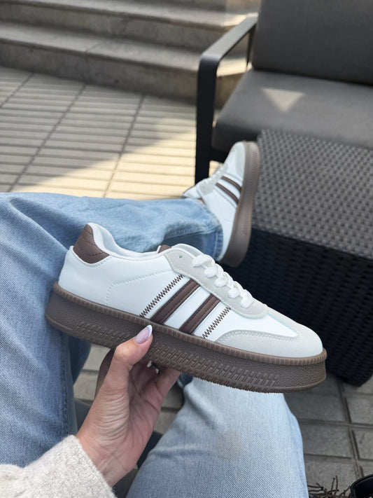 Zapatillas estilo samba GB685- Blanca