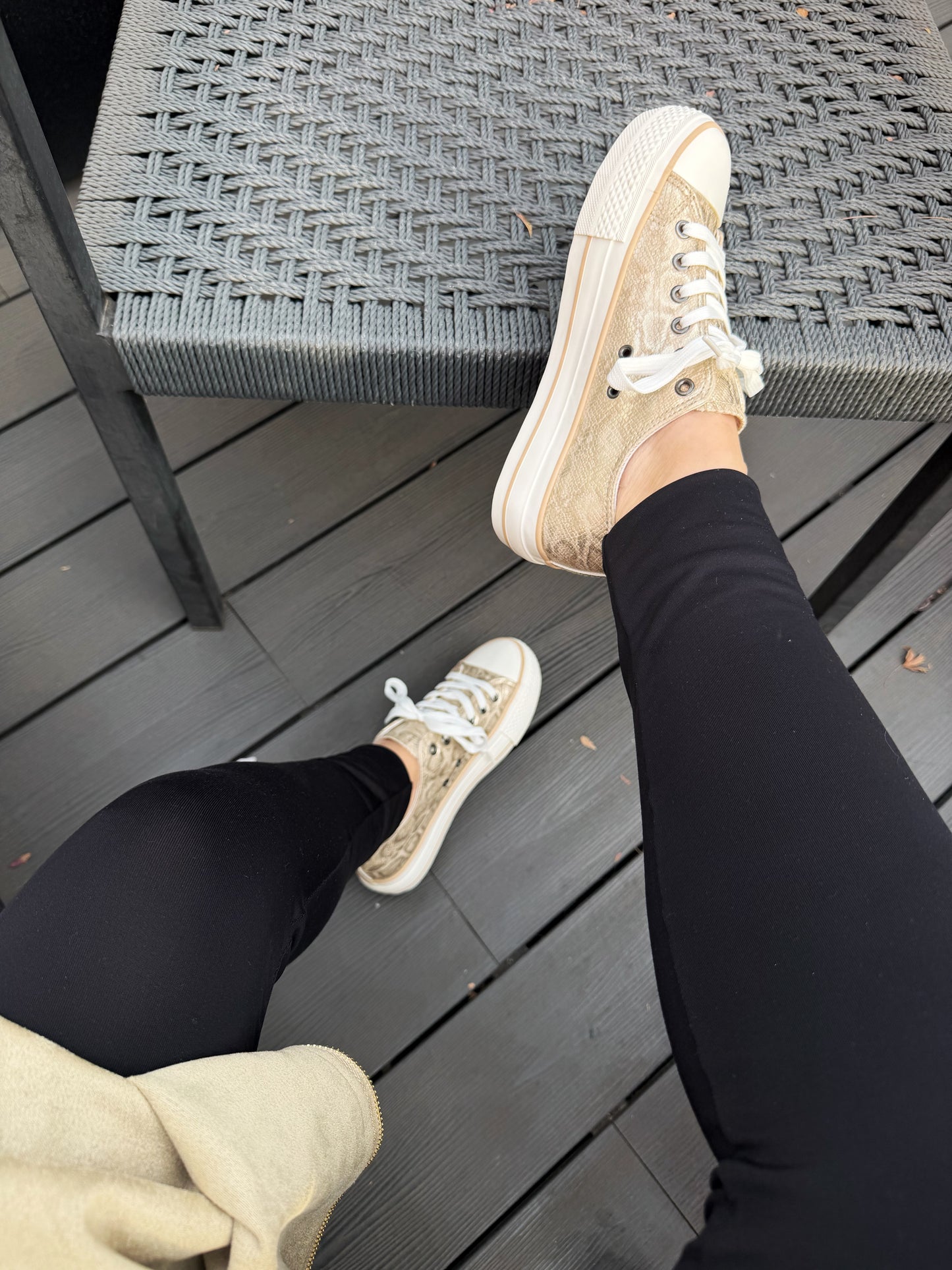 Zapatillas ecocuero Dorado - 2J21-5
