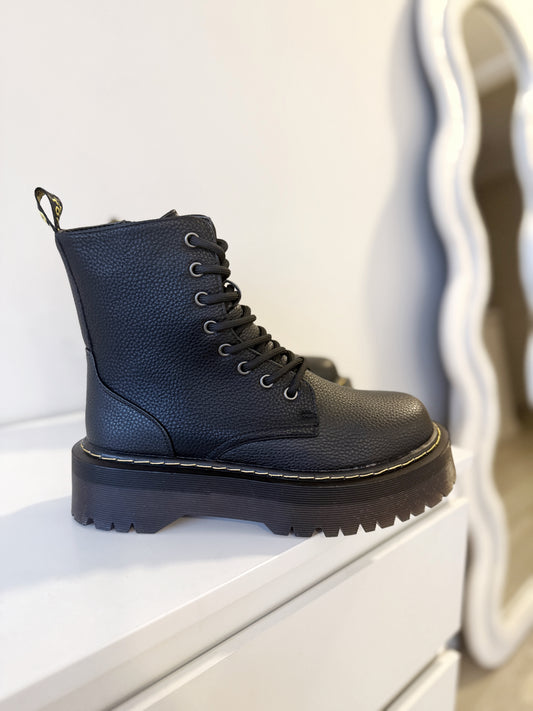 Bototos Estilo Dr.Martens