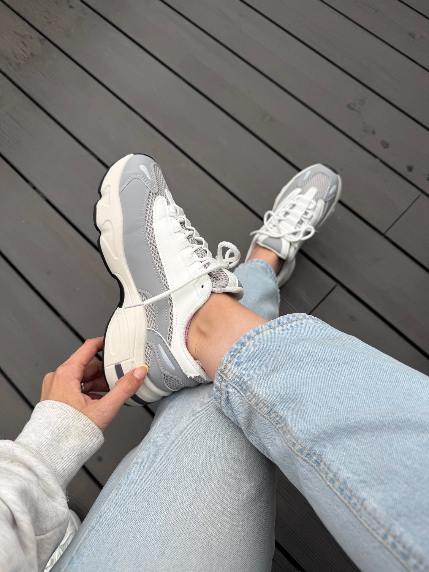 Zapatillas Estilo new balance- Gris