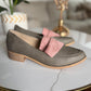 Mocasines Gris con Rosado