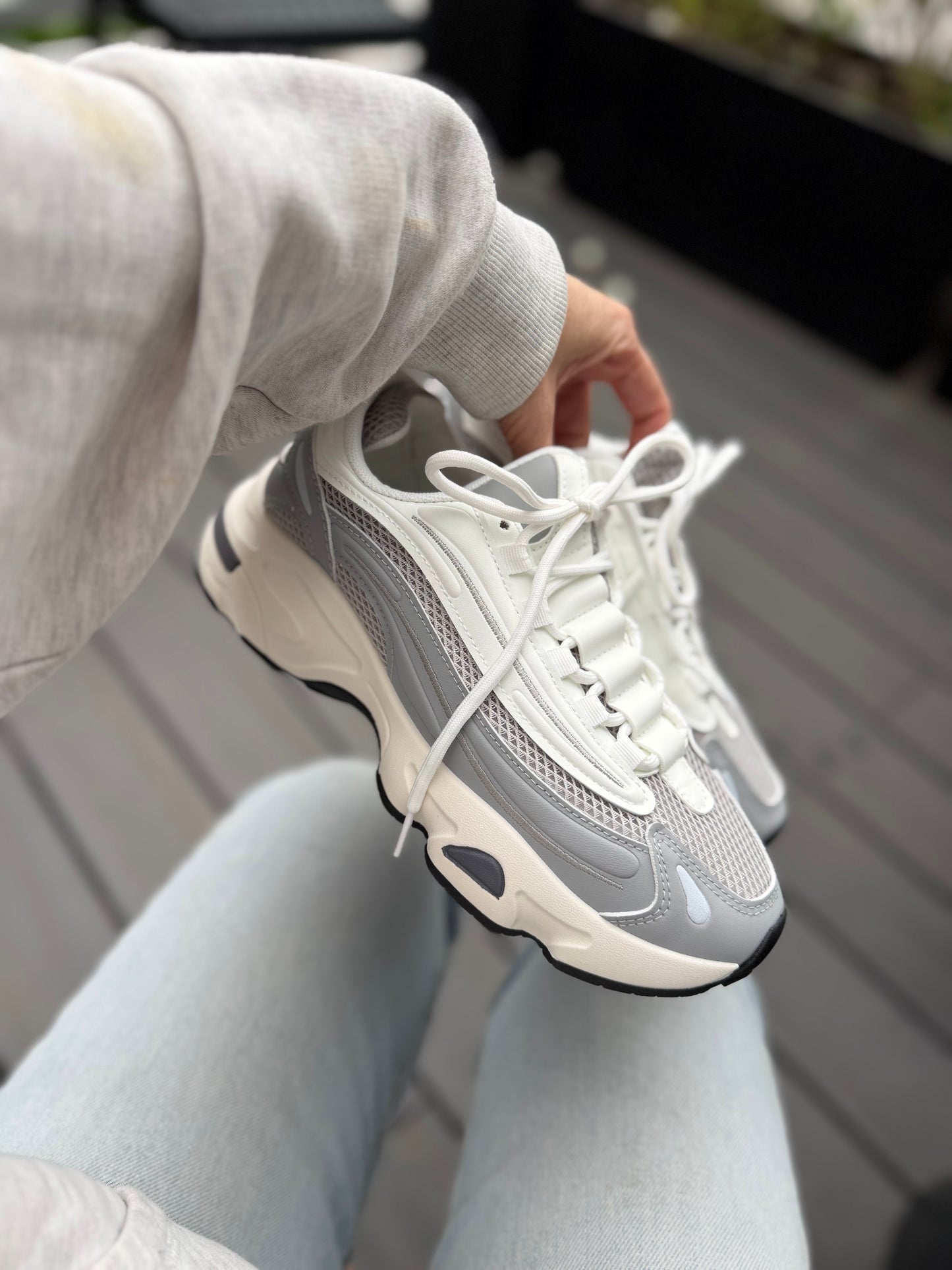 Zapatillas Estilo new balance- Gris