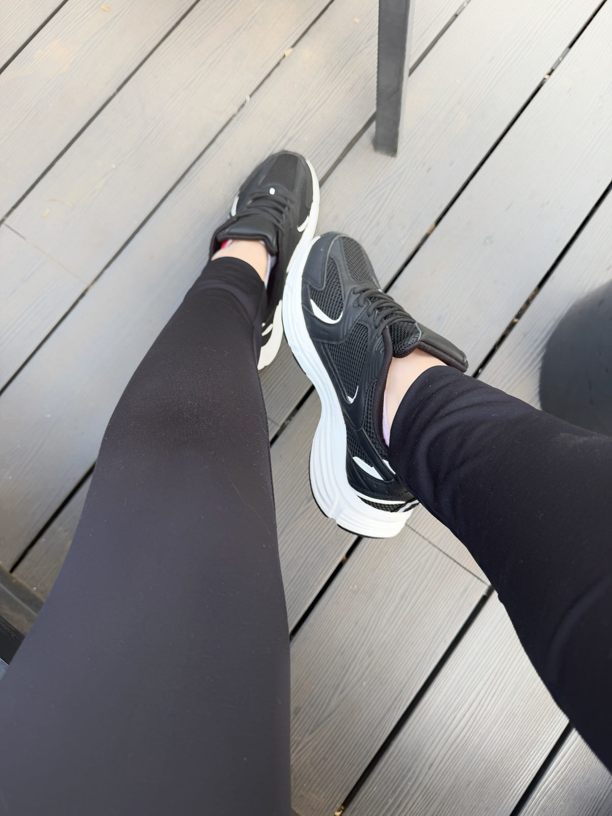 Zapatilla deportiva GB808 - Negra