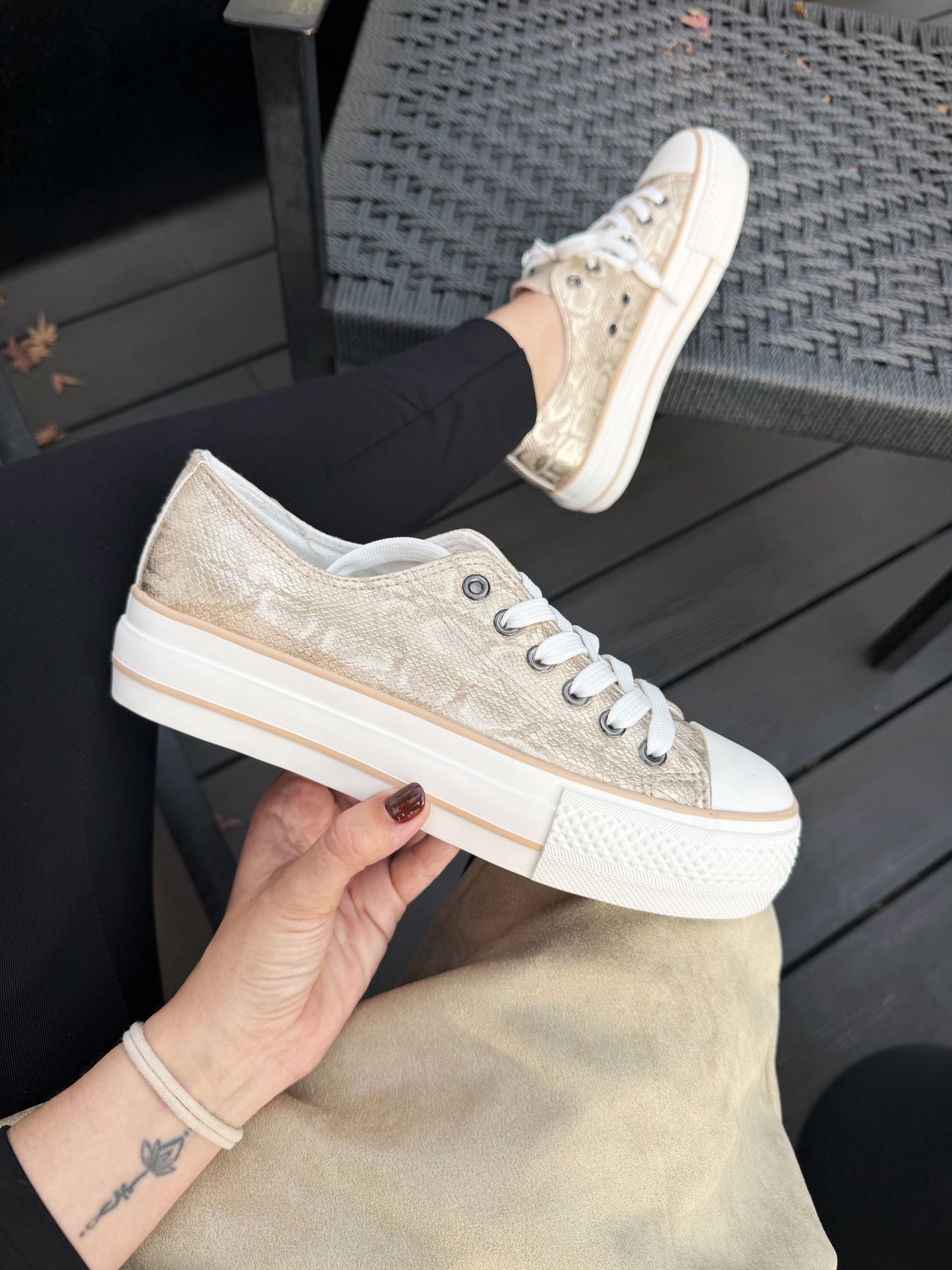 Zapatillas ecocuero Dorado - 2J21-5