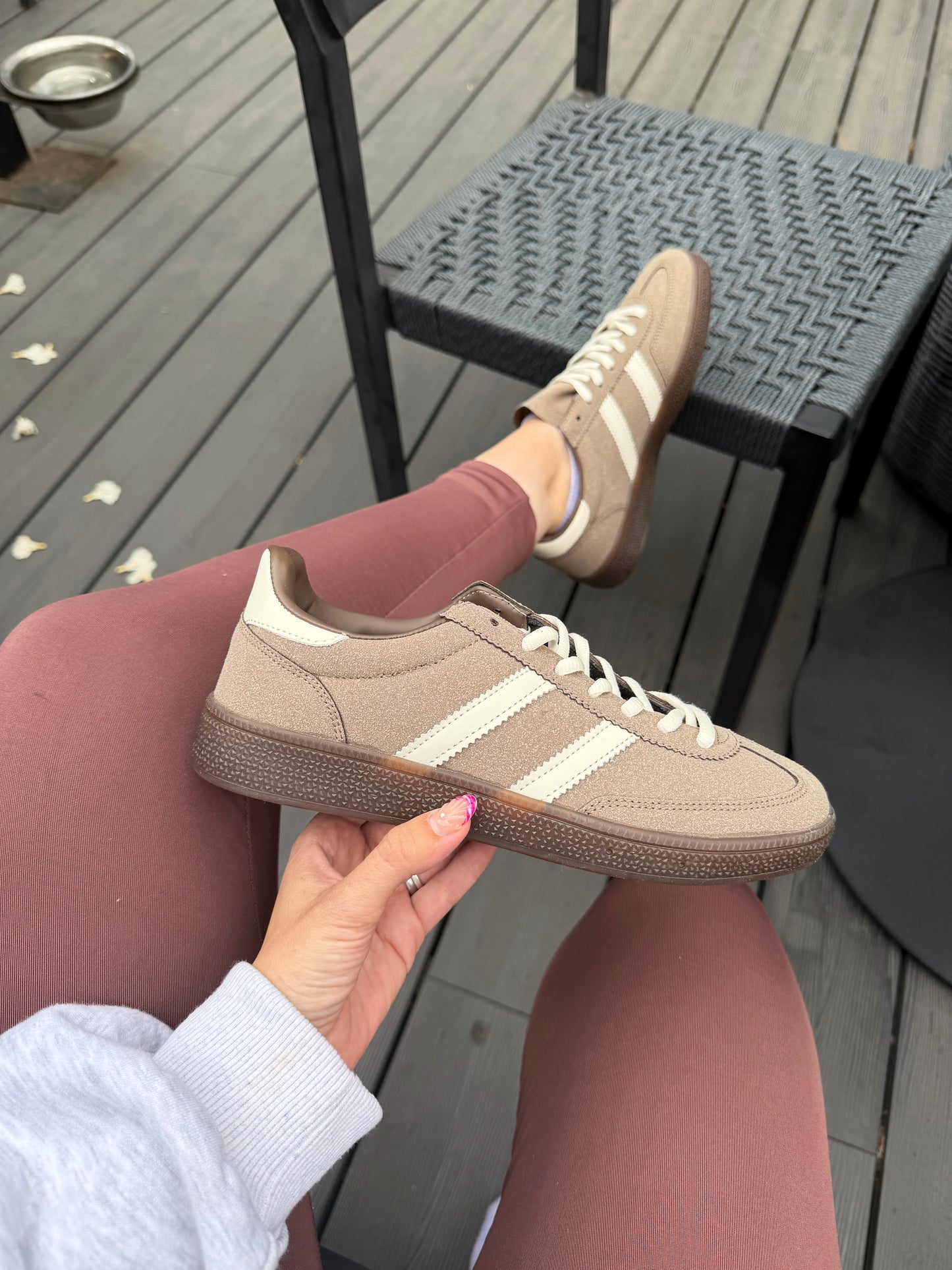 Zapatillas estilo Samba- Café