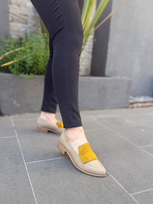 Mocasines beige 28-5