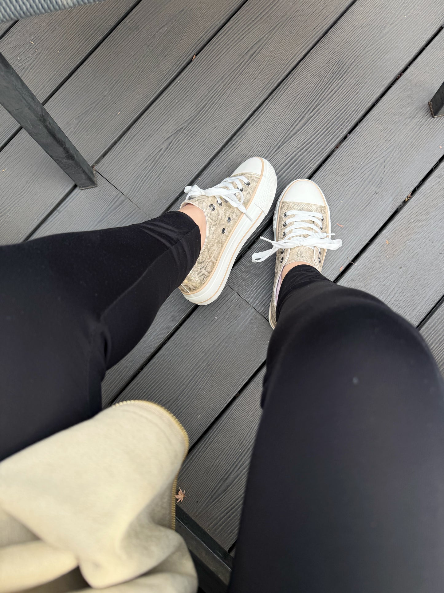 Zapatillas ecocuero Dorado - 2J21-5