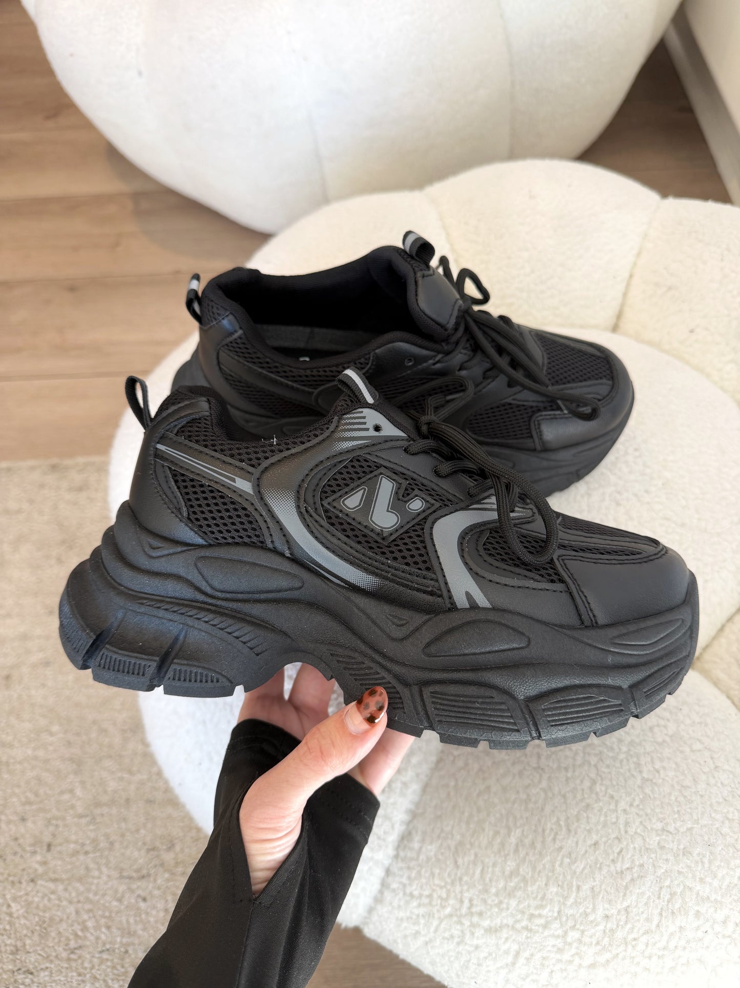 Zapatillas estilo New Balance 6J06 - Negra