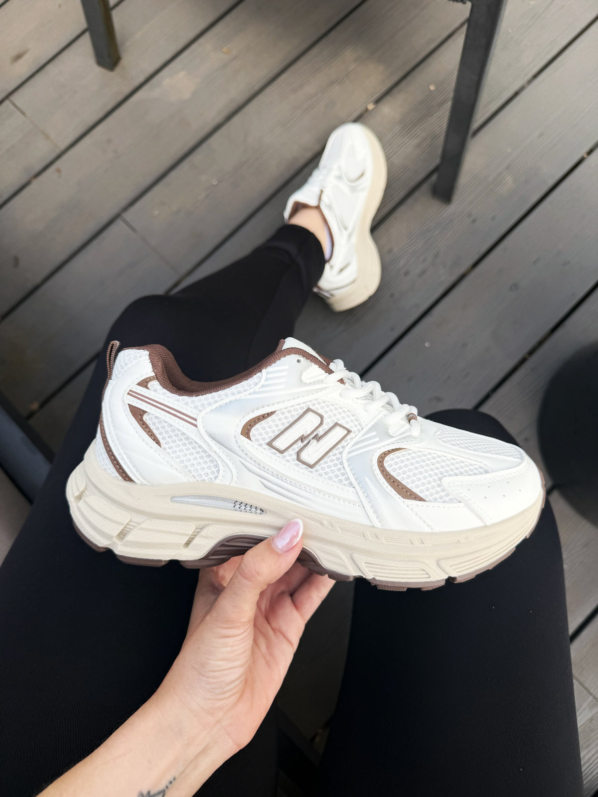 Zapatillas deportivas GB808- Café