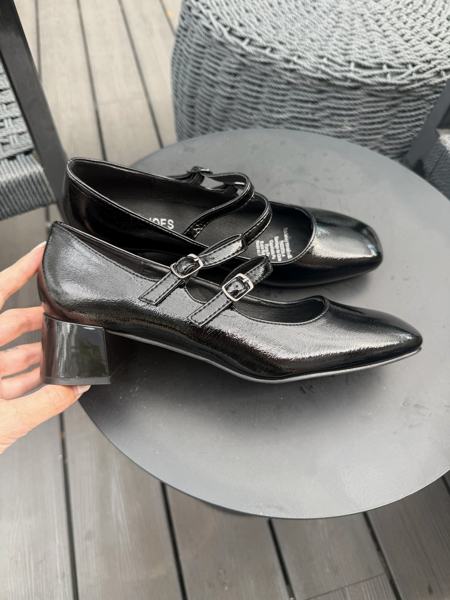 Mocasines 5x02 - Negro